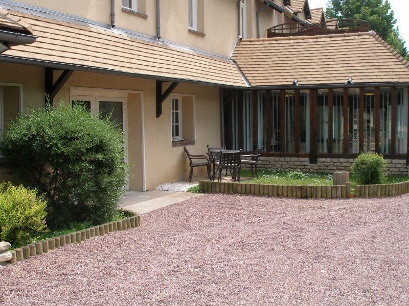 Karma La Residence Normande Connelles Ngoại thất bức ảnh